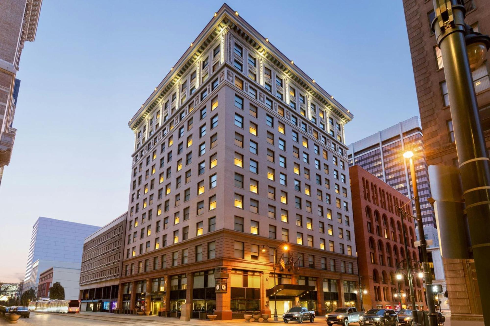 Magnolia Hotel Denver, A Tribute Portfolio Hotel Exterior photo